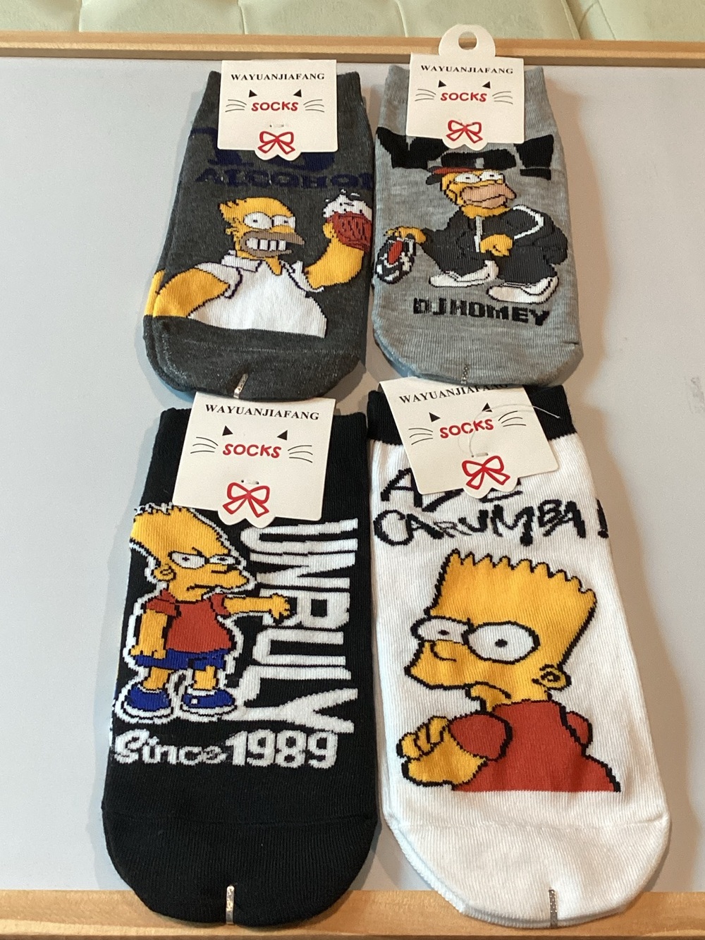 WAYUANJIAFANG Men's Cartoon Crew Socks - Black, Gray, White